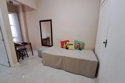 Image de Cozy bedroom and living room in Copacabana, close to the beach, bars, lots of leisure.