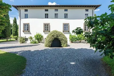 Image de Villa Buonvisi à Lucques, en Toscane