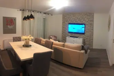 Image de Un appartement chaleureux, proche des transports pour vos escapades en Idf.