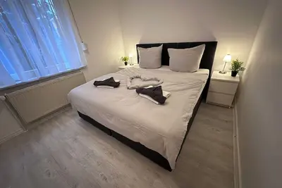 Image de \"Experience Comfort and Relaxation in Our Garden Retreat by the Sea! \"