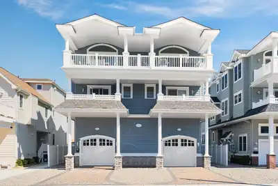 Image de Beach Block with an Ocean View Southend