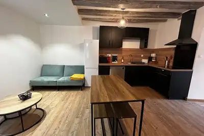 Image de Maison de charme T3 rénovée avec jardin à Vicq-sur-Gartempe, proche La Roche-Posay