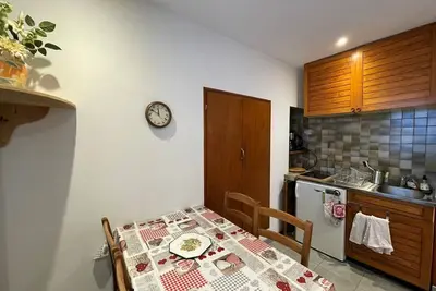 Image de Appartement cosy 4 pers, centre Cernix, proche pistes, wifi, parking, animal admis