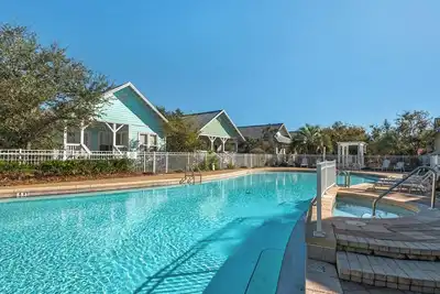 Image de Gulf views, bikes, beach, pool & hot tub + Free Attraction Tickets!