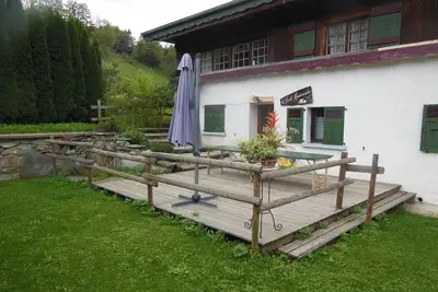 Image de appartement 10 pers dans chalet Ă la montagne, parking jeux enfants. au calme