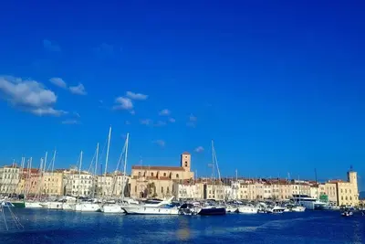 Image de Charmant appartement sur le Port, proche des plages!