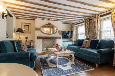 Image de Eilmers Cottage - Beautiful 4bd in Malmesbury!