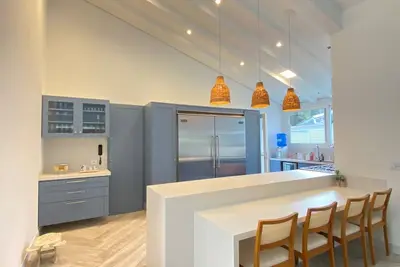 Image de Mansion in a Condominium on the best Beach in Sp - 5 suites and Heated Pool