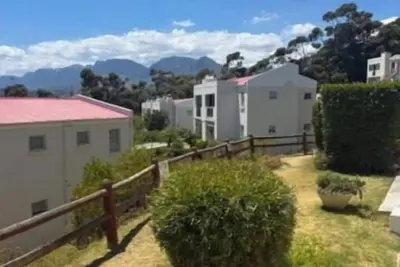Whole Ground Floor Apartment with Stunning Views
