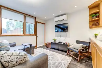 Image de Spacious 1br Penthouse Suite with Amazing Terrace!