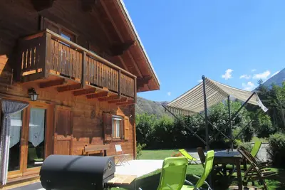 Image de Chalet 4 chambres, en montagne, Ancelle en limite du Parc des Ecrins