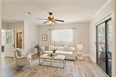 Image de 3-bedroom house in enchanting St. Simons Island with Ac, WiFi, gameroom