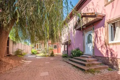 Image de House for 17 people, 5 guest rooms with breakfast and heated swimming pool
