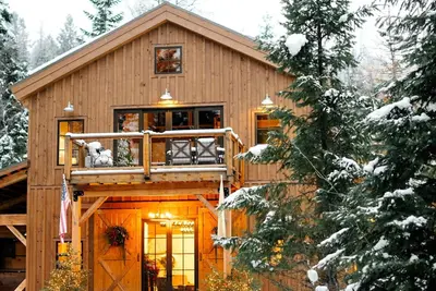 Image de The Upper Room at Saint Agnes Farmhouse : Where Tranquility Meets Charm