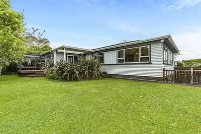 Image de Home available in Okato for Te Matatini