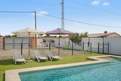 Image de Maison de vacances 'El Olivo 2' avec piscine partagée, Wi-Fi et climatisation