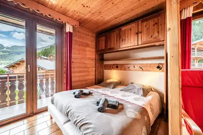 Image de Appartement 'Le Groomy - 5 Pers' avec vue sur les montagnes, balcon et Wi-Fi