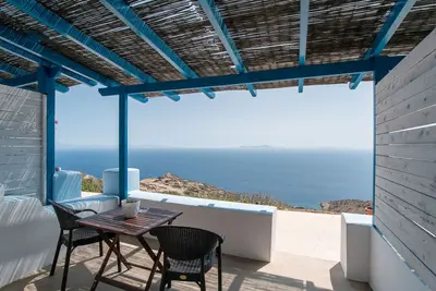 Image de Studio 'Mesaria' avec balcon, Wi-Fi et climatisation