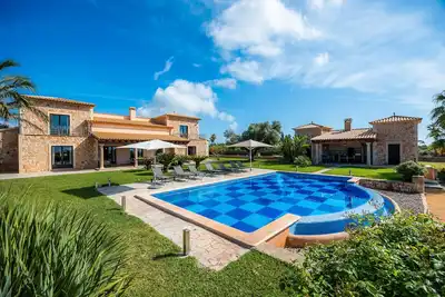 Image de Maison de campagne \"Fortuna\" avec vue sur les montagnes, piscine privée et Wi-Fi