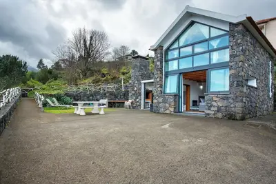 Image de Maison de vacances 'Refugio Da Xamusca' avec vue sur les montagnes, Wi-Fi et climatisation