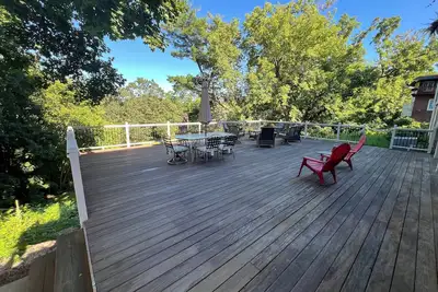 Image de The Sage Retreat - Updated Historic Charm with Plenty of Room