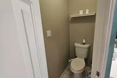 Image de Spacious 2140sqft 4-bedroom house with Ac, WiFi. No Parties/Smoking.