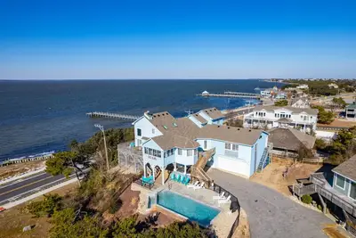 Image de Duck Blind: Coastal Views, Infinity Pool, Spa, Sauna & Game Room