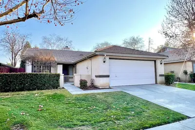 Image de Entire 3-bedroom 2-Bathroom House in Bakersfield