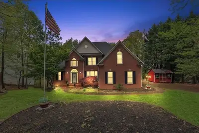 Image de Spacious and comfy 4 Bed/3 Full Bath Canton Home!