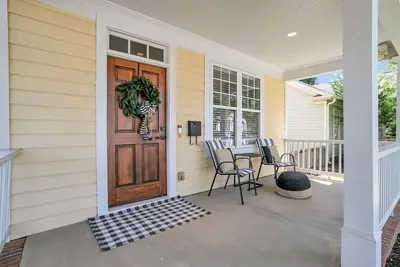 Image de *New* Walk to Dt Gvl~Pet Friendly [30days+]