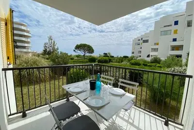 Image de Appartement rénové 2p à 100m de la plage avec parking privé