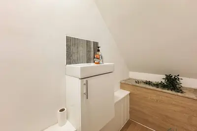 Image de Spacious 4 Bedroom Home