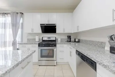 Image de Charming 3-bedroom house with WiFi, Ac in enjoyable Monterey Park