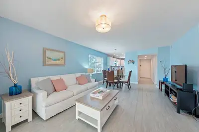 Image de Great Siesta Key Location! Short Walk to the Beach, Shopping & Dining and more! Vh302b