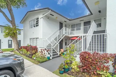 Image de Modern Chic Getaway - Sleeps 11 - Palmwavestays