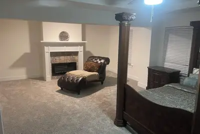 Image de Spacious 5-bedroom house in charming New Market with WiFi, Ac