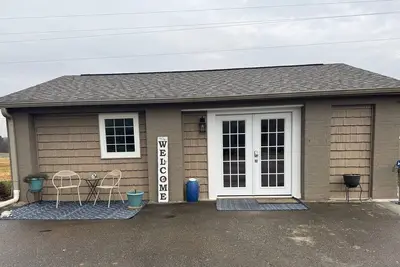 Image de Charming 1-bedroom cottage with WiFi, Ac in Jonesville