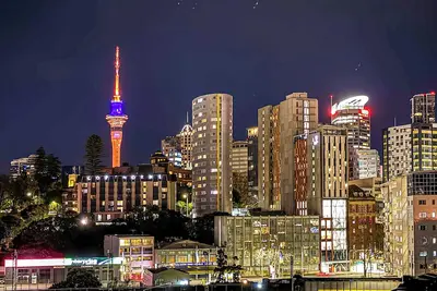 Image de Modern Parnell Haven | Large Balcony Views, Parking & Gym