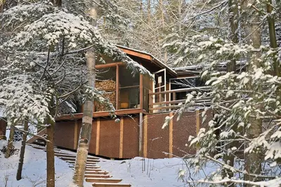 Image de Family Reunion Cottage - Can sleep 16+ - Includes Motor Boat, Canoe, Ac - Wi-Fi