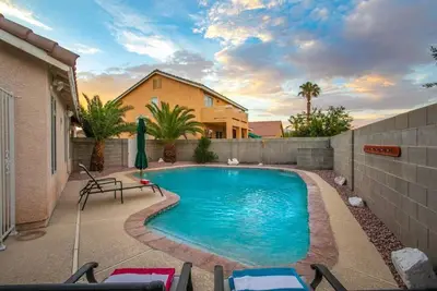 Image de Fun 3bd Home w/ Billiard & Pool