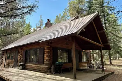 Image de Cozy waterfront cabin on the Bills Island.