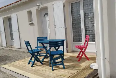 Image de Forge 130 – Escapade Relaxante avec Piscine Privée et Jardin à Saint-Georges-d'Oléron