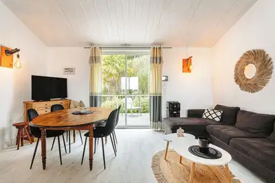 Image de Bouillats 28 – Maison avec Vue sur l'Atlantique, Jardin et 4 Chambres à Saint-Trojan