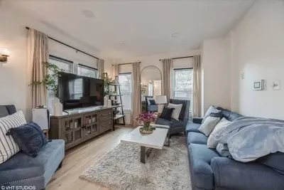 Image de Charming house in Oak Park. Free parking. 15 mins to downtown Chicago