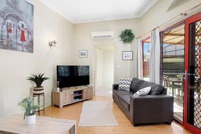 Image de Charming Central Albury Cottage