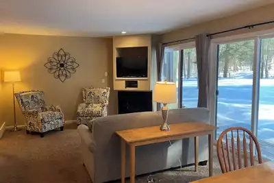 Image de Two Bedroom, Two Bath Condo ready for year-around fun. Great Up North Getaway!