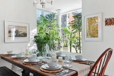 Image de Spacious 4-bedroom townhome with WiFi, Ac in wonderful Jersey City