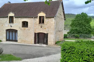 Image de Maison de vacances en Périgord noir face au chateau de Joséphine Baker