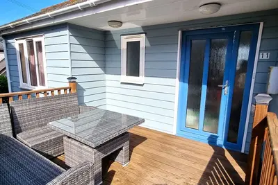Image de A large, detached house, a short walk from the beach