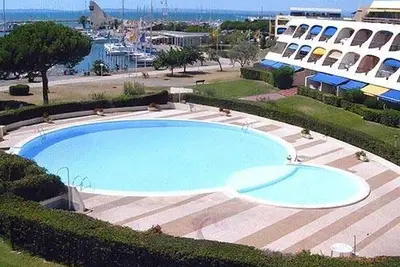 Image de Studio refait Ă neuf pour 4 pers. Ă Port Camargue